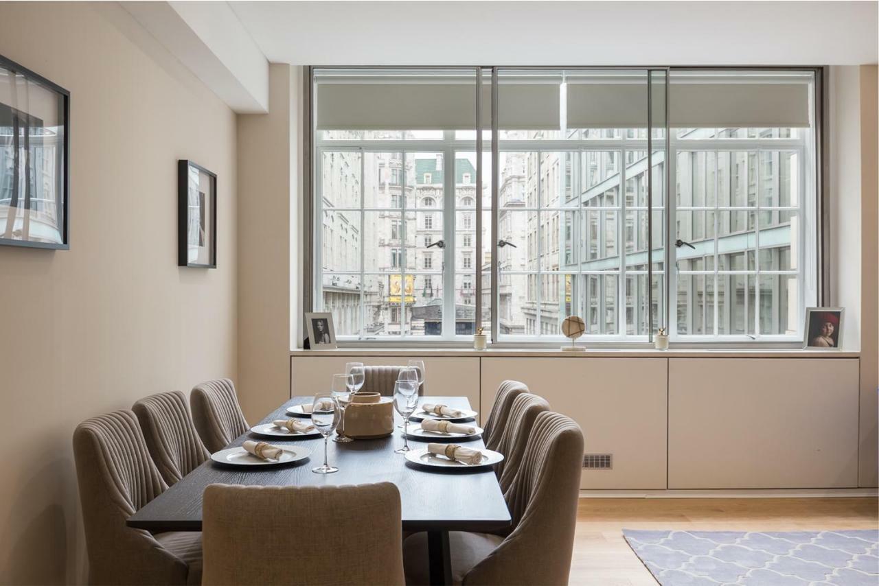 Urban Chic - Exeter Street Apartment London Ngoại thất bức ảnh