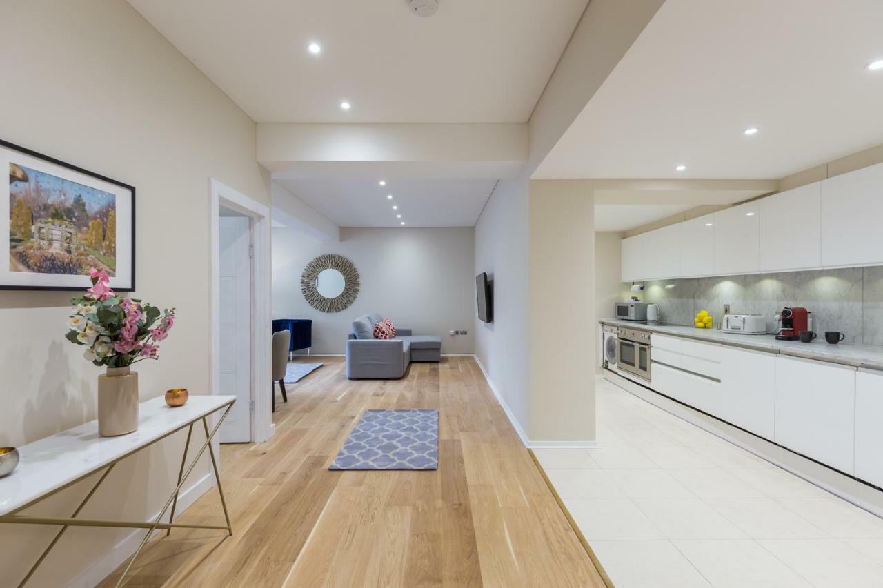 Urban Chic - Exeter Street Apartment London Ngoại thất bức ảnh